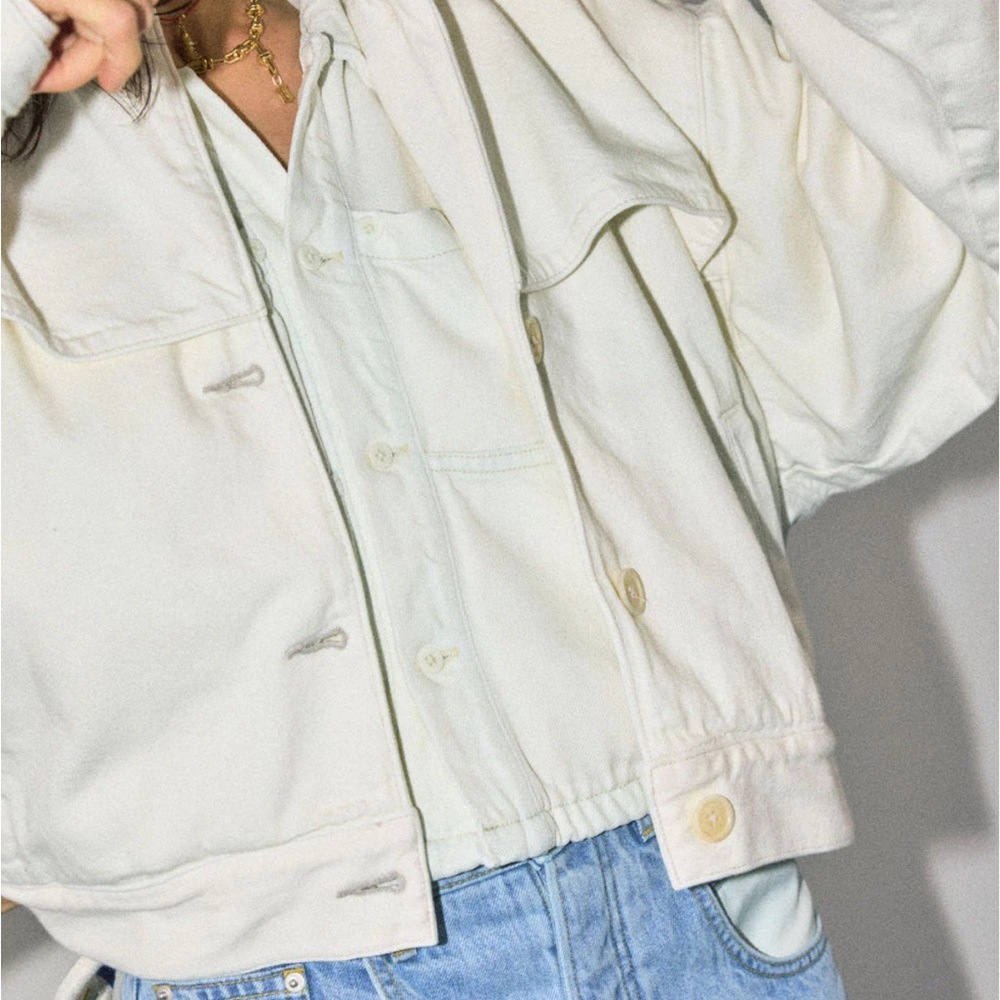 James St. Trench Bomber - Picture 5 of 7